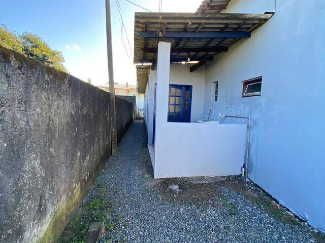 #198 - Casa para Venda em Navegantes - SC - 2