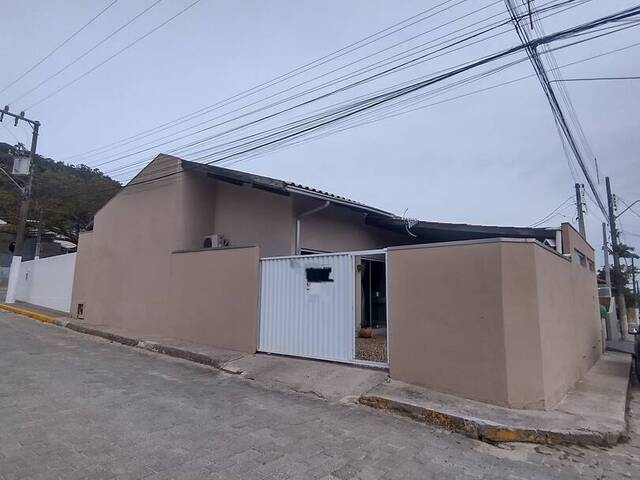 #398 - Casa para Venda em Penha - SC - 1