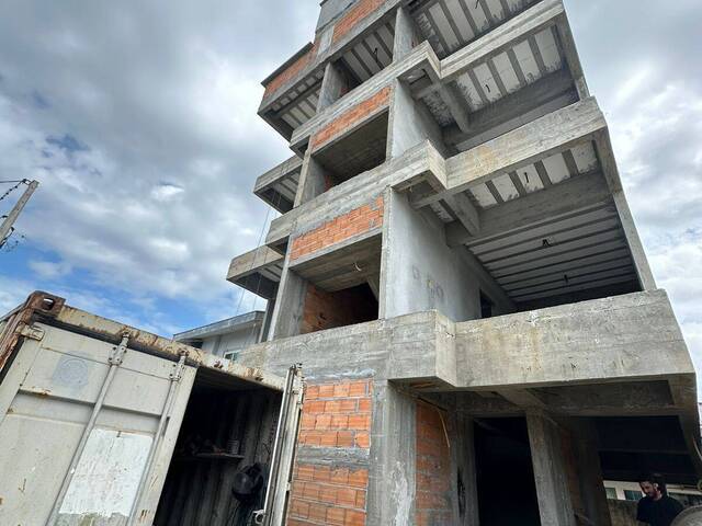 #418 - Apartamento para Venda em Navegantes - SC - 2